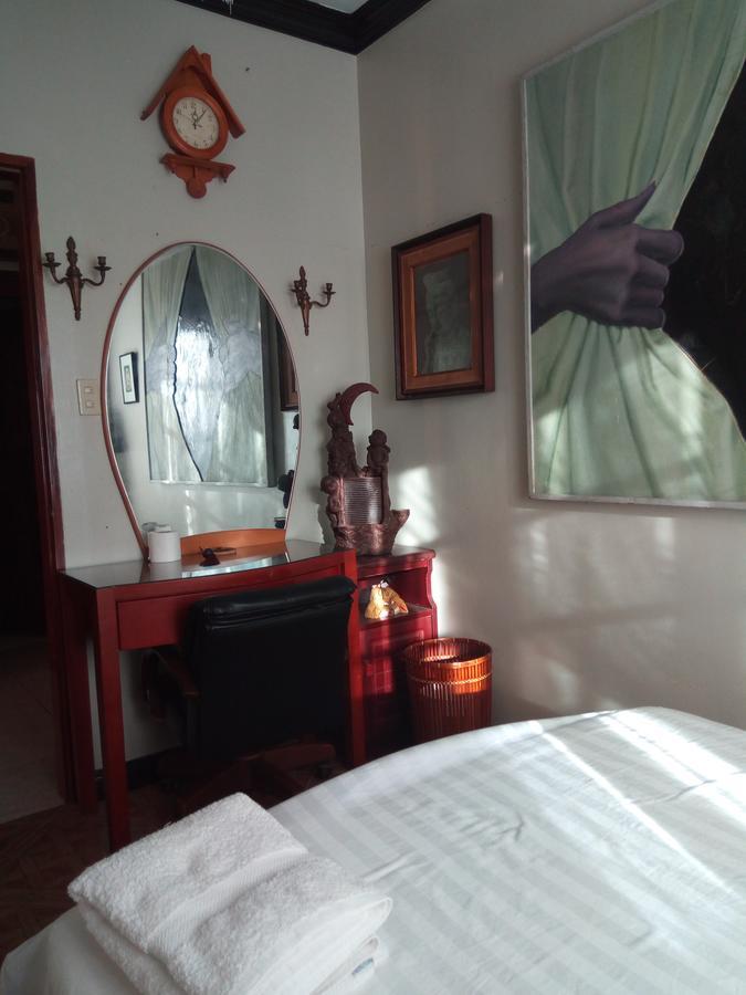The Wilsons' Shangrila Bed and Breakfast Dumaguete City Esterno foto