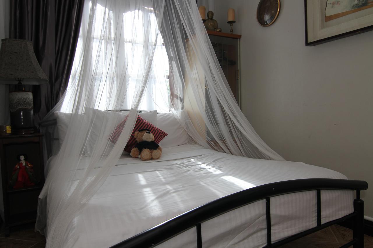 The Wilsons' Shangrila Bed and Breakfast Dumaguete City Esterno foto