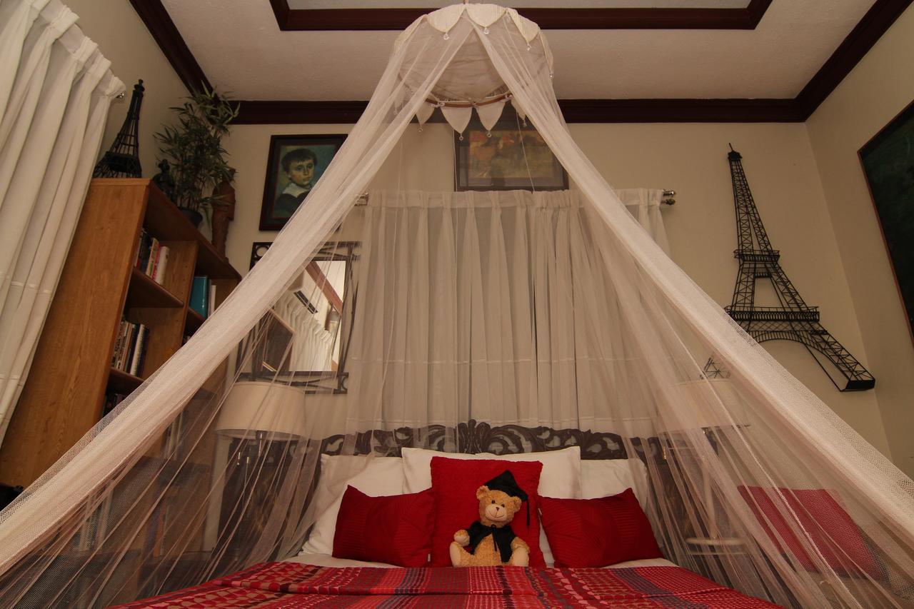 The Wilsons' Shangrila Bed and Breakfast Dumaguete City Esterno foto