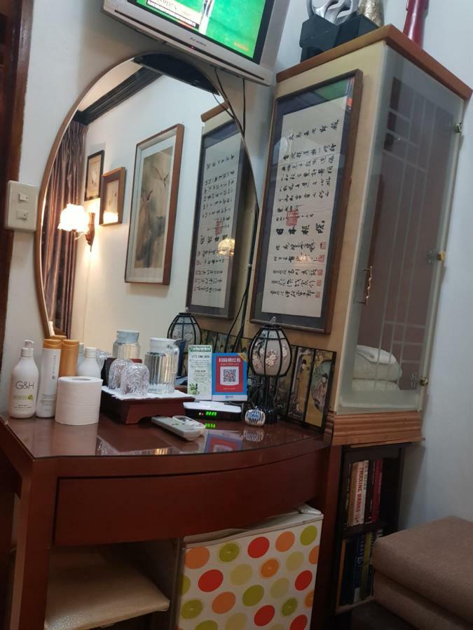 The Wilsons' Shangrila Bed and Breakfast Dumaguete City Esterno foto